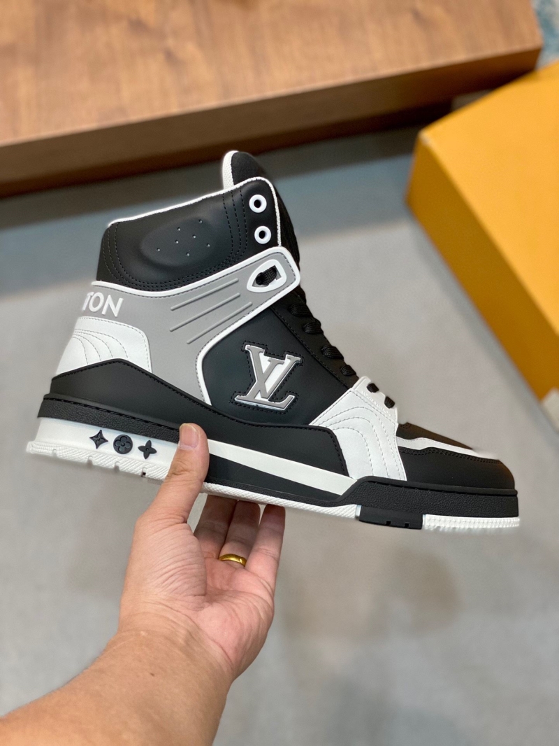 Louis Vuitton Sneakers